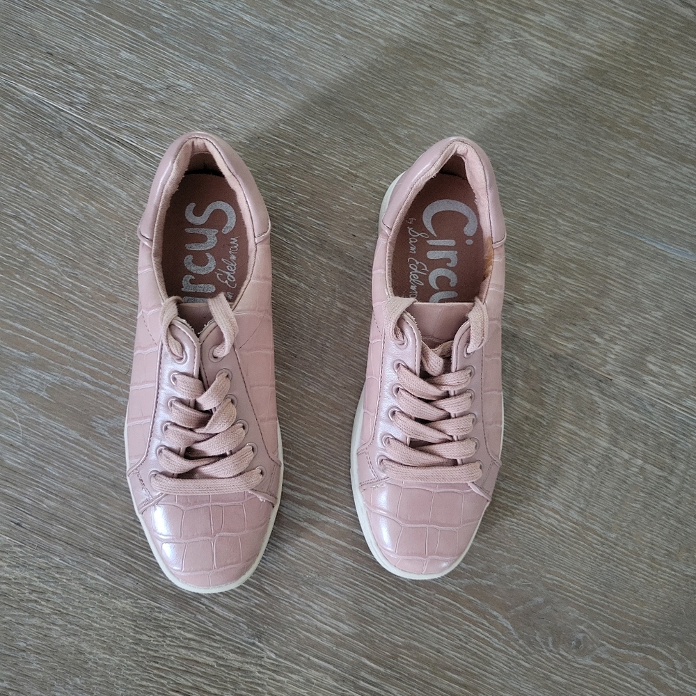 Sam Edelman Circus Devin Cameo Pink Croc Sneakers